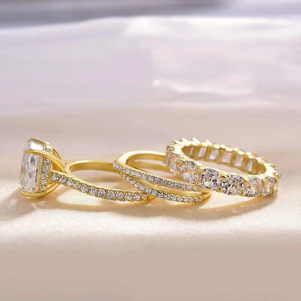 Gold Wedding Ring Set