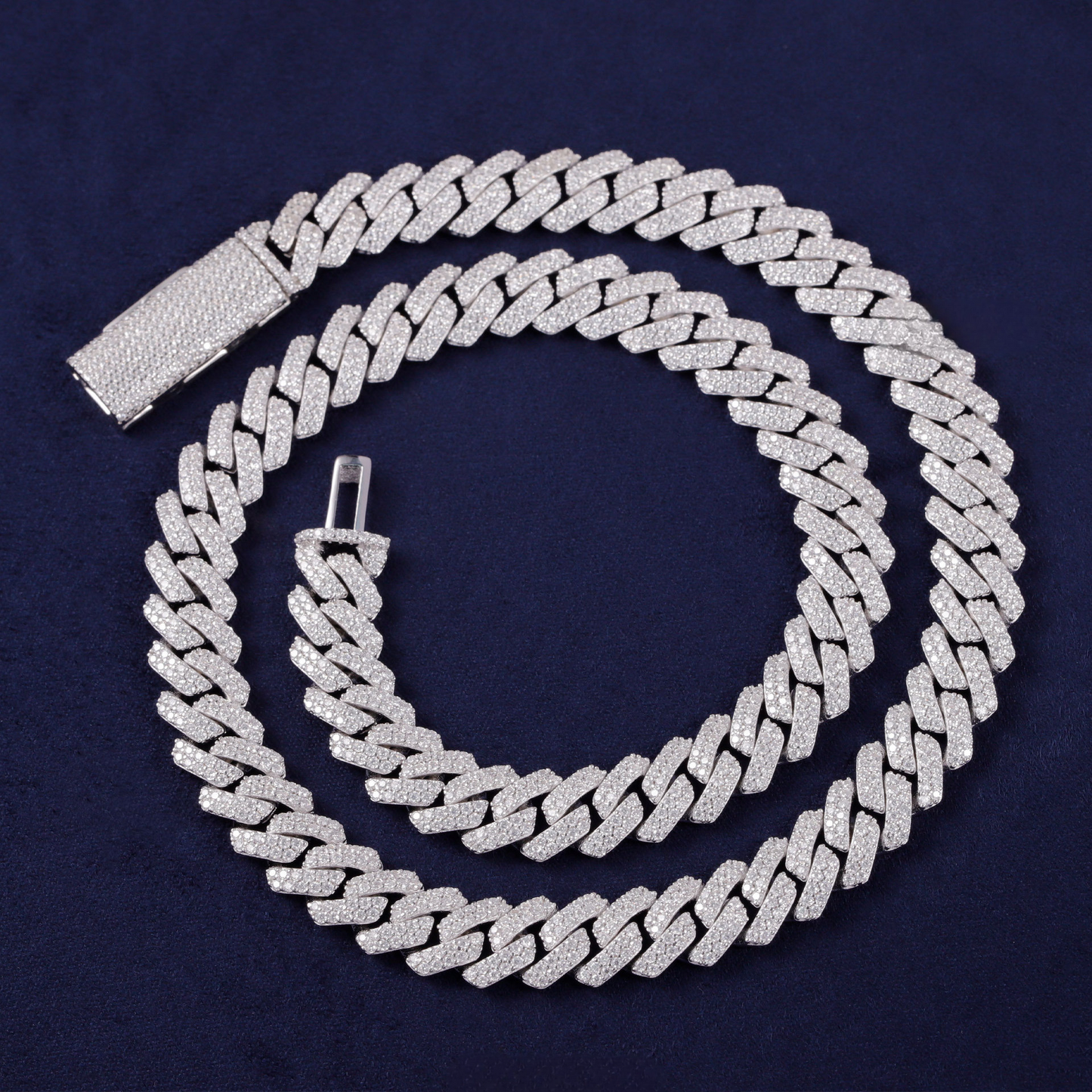 MOISSANITE CUBAN LINK CHAIN WHITE GOLD (ALL SIZES)