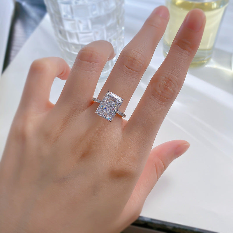 6 CT Radiant Hidden Halo Ring