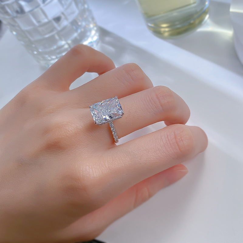 6 CT Radiant Hidden Halo Ring