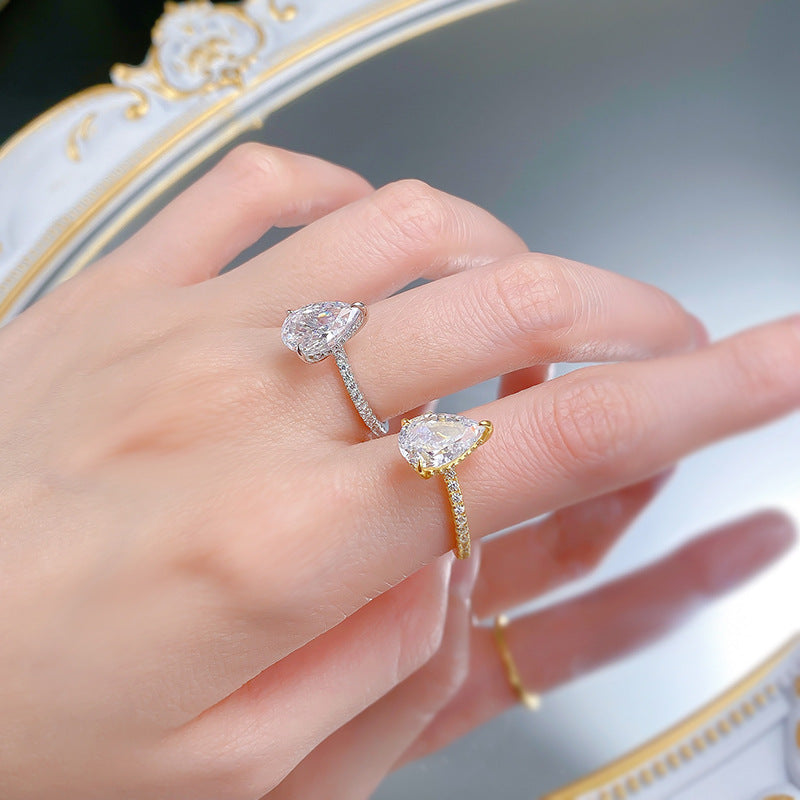 Teardrop Elegance Ring