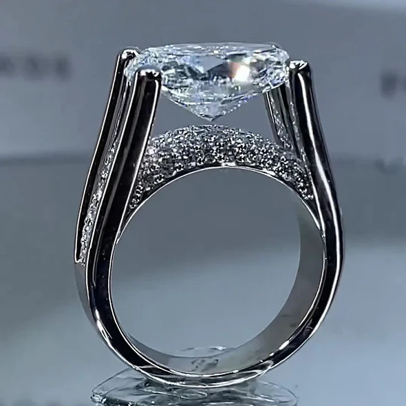4.5 CT True Radiance Crown Ring
