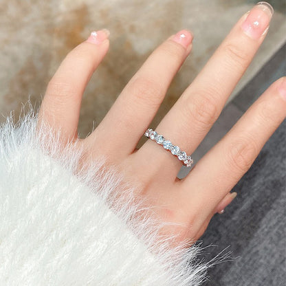 Round Cut Eternity Band 