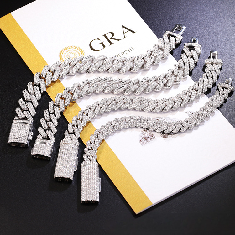MOISSANITE CUBAN LINK BRACELET WHITE GOLD 