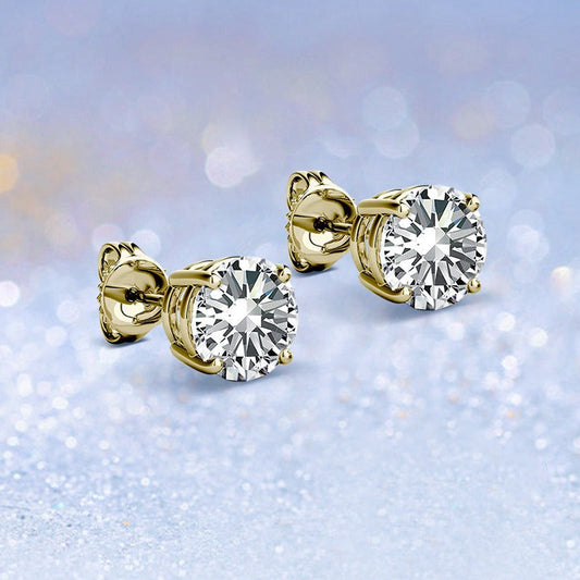 Timeless 4-Claw Round Moissanite Studs