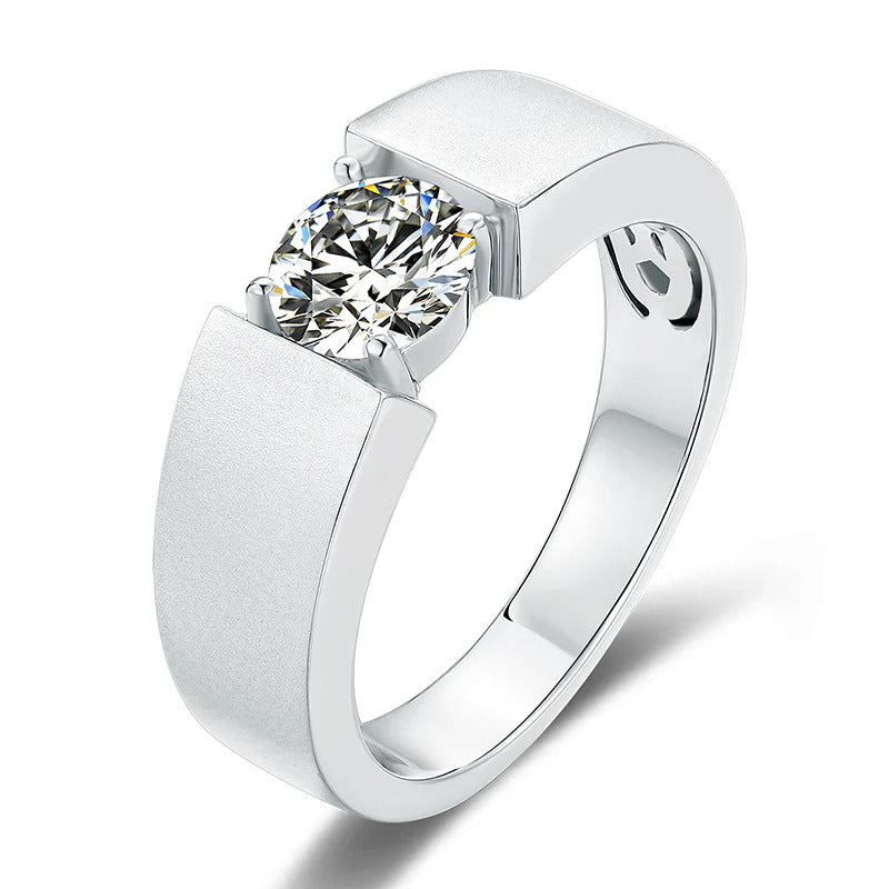 Silver Minimalist Men’s Moissanite Solitaire Ring