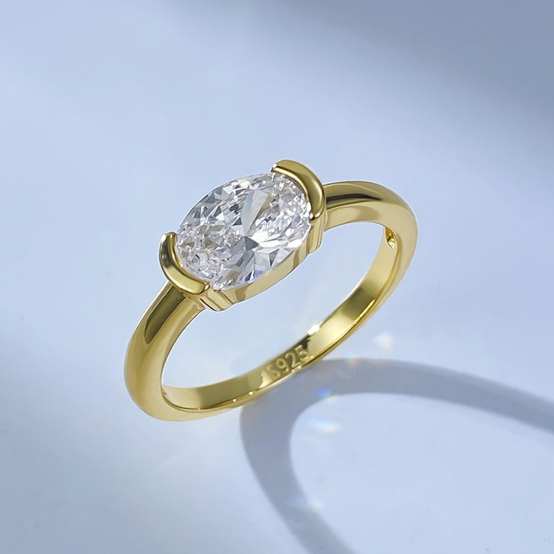 Half Bezel Oval Crushed Ice Ring