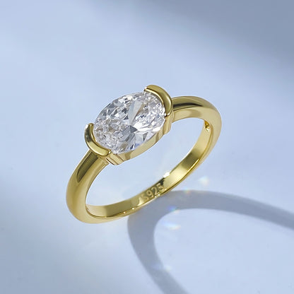 Half Bezel Oval Crushed Ice Ring