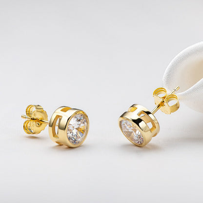 Round Cut Moissanite Bezel Studs