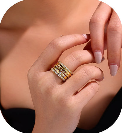 Golden Glow Moissanite Stack Set – 5 Rings. Silver 925. Gold Plated Ring