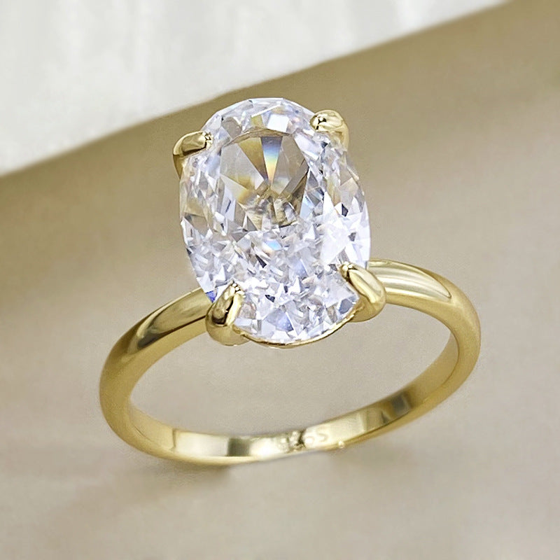 Crushed Ice Oval Cut Ring
