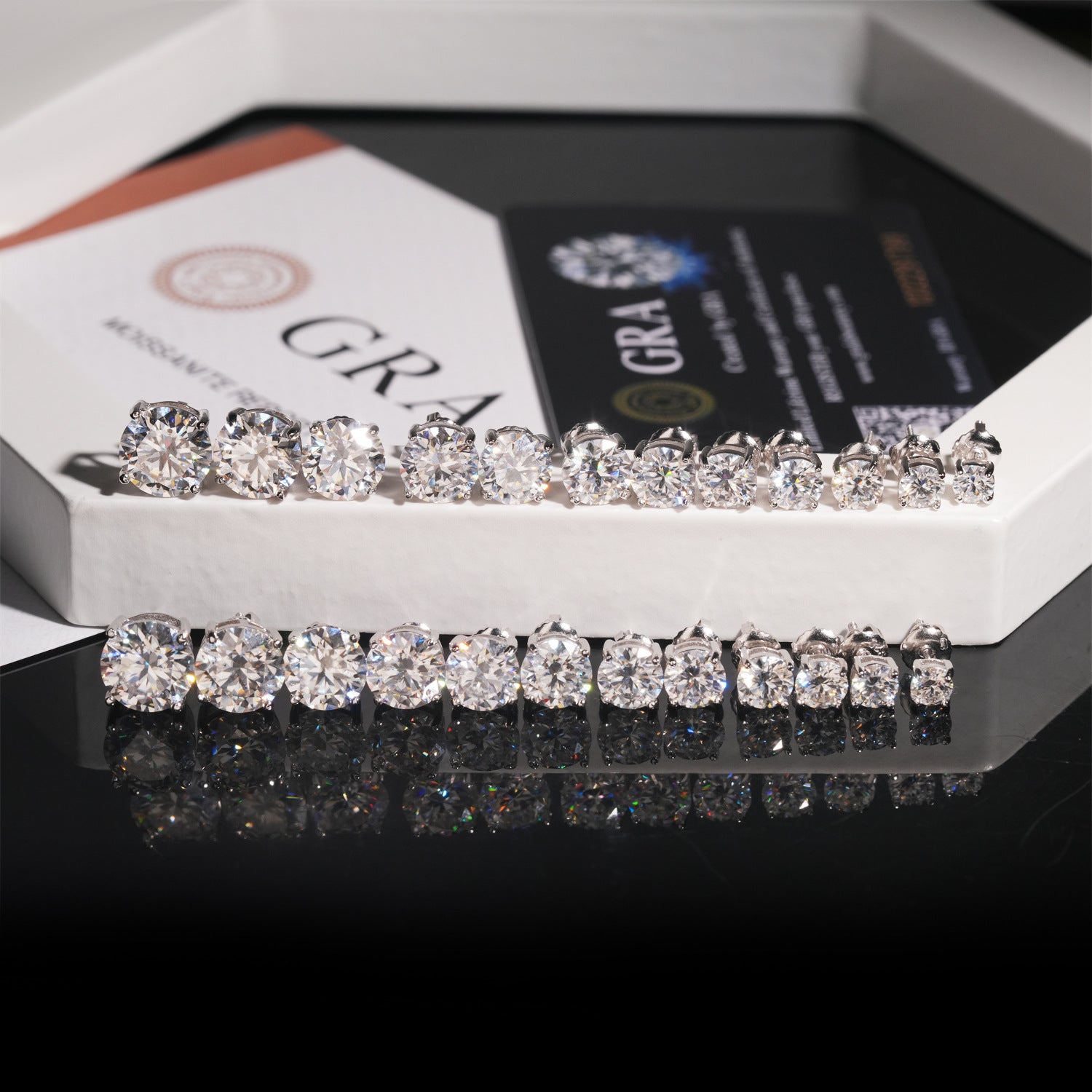 VVS MOISSANITE STUD EARRINGS (ALL SIZES)