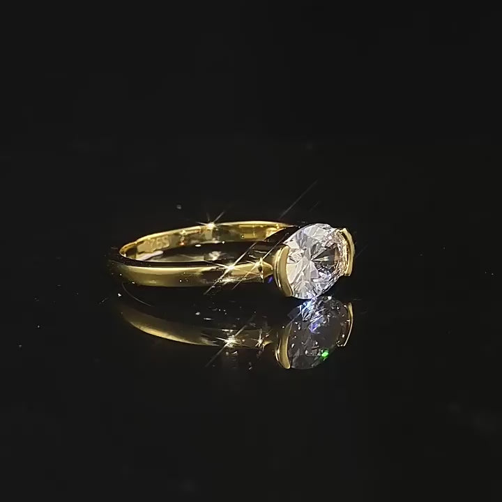 Half Bezel Oval Crushed Ice Ring. Gold plated silver 925 ring