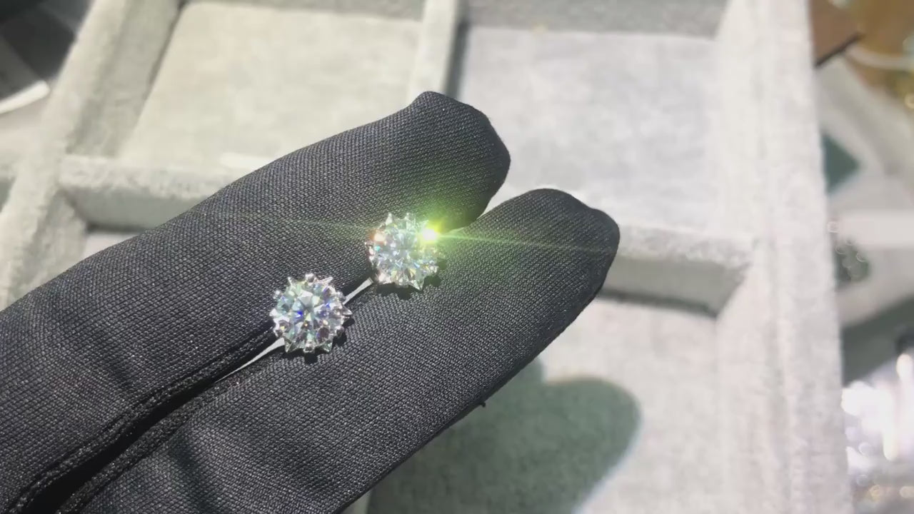 Elegant Six-Claw Moissanite Studs